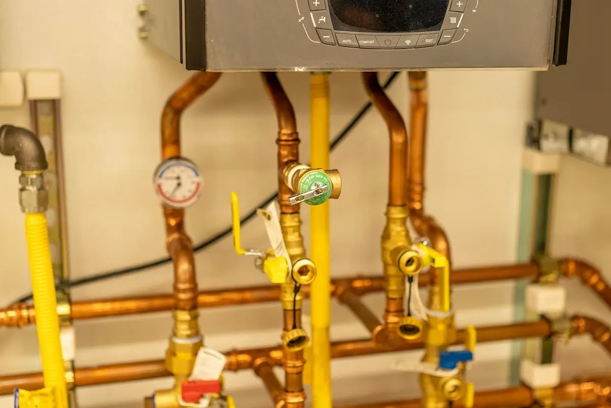 Licensed technician providing Pipe Repair for a homeowner in Lloyd